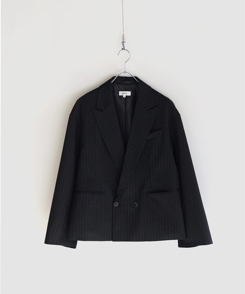 ウールライクピンストライプダブルテーラードショートジャケット