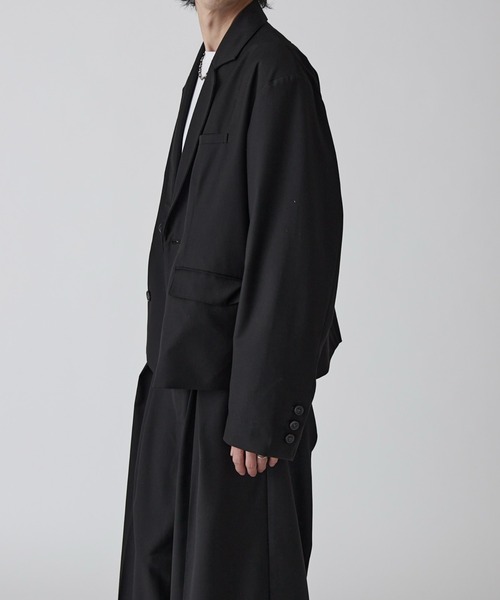 Lui's（ルイス）の「【Neucon】BOX WIDE SHORT DOUBLE JACKET / ボックスワイドショートダブルジャケット / セットアップ対応（テーラードジャケット・メンズ・ブラック/グレー・1/2）」の6枚目の写真