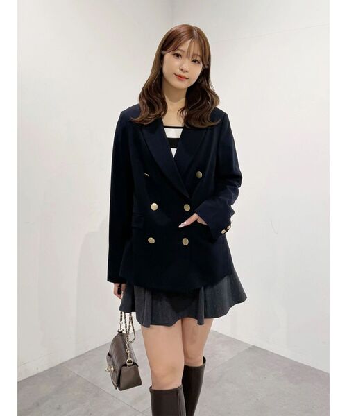 MERCURYDUO(マーキュリーデュオ)の「メタルボタン使い紺ブレザー(テーラードジャケット・レディース・ネイビー・SMALL/MEDIUM)」の5枚目の写真