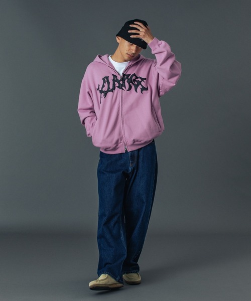 XLARGE（エクストララージ）の「DISTORTED LOGO ZIP UP HOODED SWEATSHIRT（パーカー・メンズ・ネイビー/ブラック/ピンク/グリーン・S/M/L/XL）」の6枚目の写真