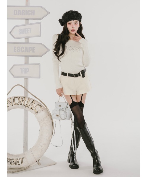 Darich(ダーリッチ)の「Vカットロングブーツ(ブーツ・レディース・ブラック/ホワイト・S/M/L/XS/XL)」の9枚目の写真