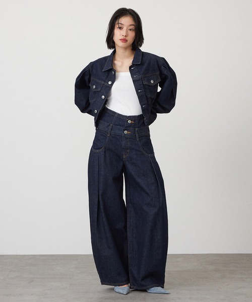 SOMETHING(サムシング)の「【GISELe 4月号掲載】atelier SOMETHING POWER SHOULDER DENIM JACKET/パワーショルダーデニムジャケット(デニムジャケット・レディース・インディゴブルー/ライトブルー・FREE)」の3枚目の写真