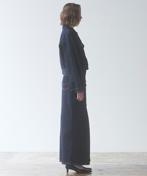 SOMETHING(サムシング)の「【GISELe 4月号掲載】atelier SOMETHING POWER SHOULDER DENIM JACKET/パワーショルダーデニムジャケット(デニムジャケット・レディース・インディゴブルー/ライトブルー・FREE)」の22枚目の写真