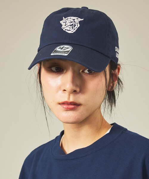 AMERICANA（アメリカーナ）の「【ORIGINAL Charcoal × Americana】Leopards キャップ / ベースボールキャップ / 刺繍【オリジナル チャコール × アメリカーナ】コラボレーション（キャップ・レディース・ネイビー/ベージュ・フリー）」の6枚目の写真