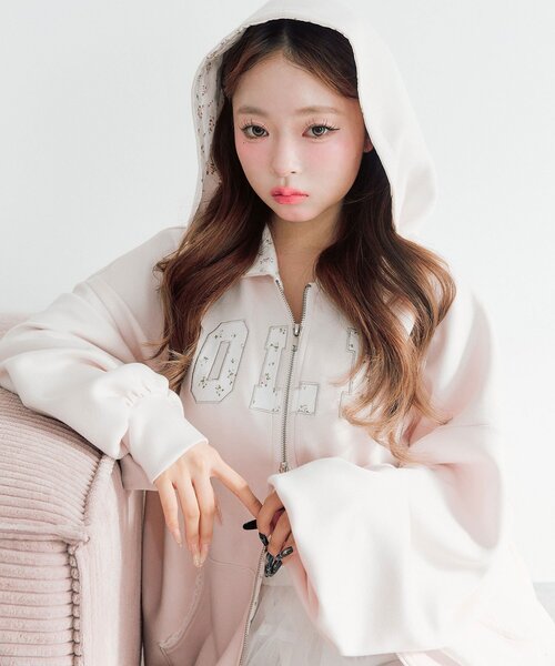 OLIVE des OLIVE（オリーブデオリーブ）の「パッチワークロゴZIPパーカー（パーカー・レディース・ネイビー/ピンク/トップグレー/オフホワイト・FREE）」の16枚目の写真