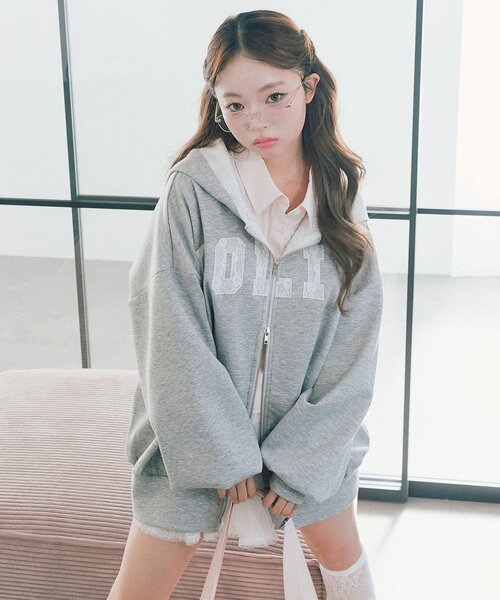 OLIVE des OLIVE（オリーブデオリーブ）の「パッチワークロゴZIPパーカー（パーカー・レディース・ネイビー/ピンク/トップグレー/オフホワイト・FREE）」の20枚目の写真