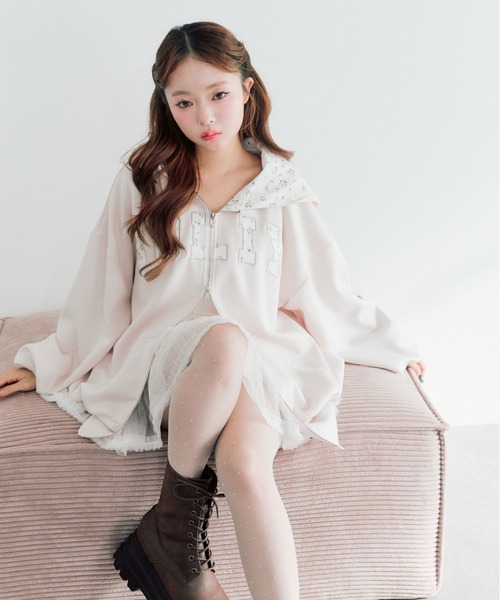 OLIVE des OLIVE（オリーブデオリーブ）の「パッチワークロゴZIPパーカー（パーカー・レディース・ネイビー/ピンク/トップグレー/オフホワイト・FREE）」の6枚目の写真