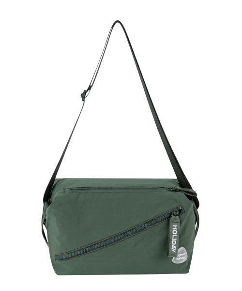 Express Holiday(エクスプレスホリデー)の「トレイルクロスバッグ_カーキ(メッセンジャーバッグ・レディース・その他・ONE SIZE)」の2枚目の写真