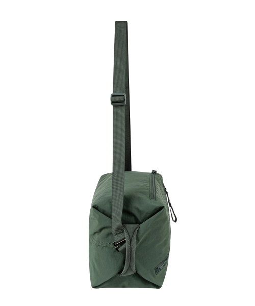 Express Holiday(エクスプレスホリデー)の「トレイルクロスバッグ_カーキ(メッセンジャーバッグ・レディース・その他・ONE SIZE)」の3枚目の写真