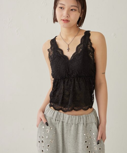 WHO'S WHO gallery(フーズフーギャラリー)の「SCALLOP LACE CAMI(キャミソール・レディース・オフホワイト/ブラック・FREE)」の10枚目の写真