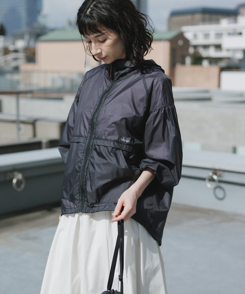 NANGA（ナンガ）の「NANGA/ナンガ SHEER JACKET W シアーポケッタブル ジャケット 2026年 夏 夏服 秋服（ブルゾン・レディース・ブラック/グレー・S/M）」の5枚目の写真