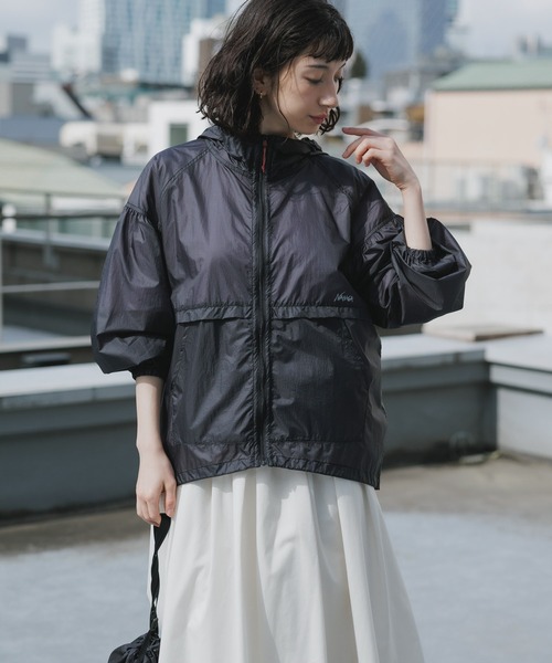 NANGA（ナンガ）の「NANGA/ナンガ SHEER JACKET W シアーポケッタブル ジャケット 2026年 夏 夏服 秋服（ブルゾン・レディース・ブラック/グレー・S/M）」の4枚目の写真