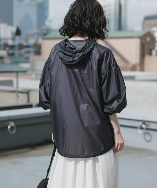 NANGA（ナンガ）の「NANGA/ナンガ SHEER JACKET W シアーポケッタブル ジャケット 2026年 夏 夏服 秋服（ブルゾン・レディース・ブラック/グレー・S/M）」の7枚目の写真