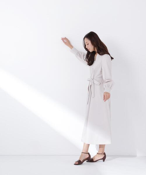 NATURAL BEAUTY BASIC（ナチュラルビューティーベーシック）の「◇リボンベルテッドシャツワンピース（シャツワンピース・レディース・ベージュ/ネイビー/ライトグリーン・MEDIUM/P/S）」の8枚目の写真