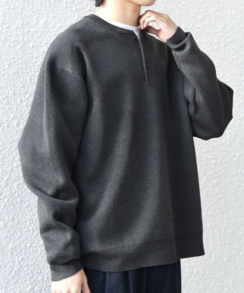 SHIPS any(シップス エニィ)の「SHIPS any:〈手洗い可能〉ミラノリブ コットンライク ヘンリーネック ニット◇(ニット/セーター・メンズ・ダークグレー/ナチュラル/グレー・X-LARGE/LARGE/MEDIUM)」の18枚目の写真