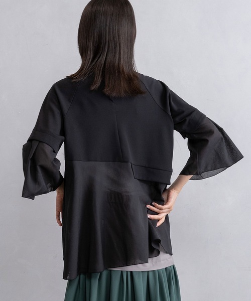 MARECHAL TERRE(マルシャルテル)の「プリーツフレアプルオーバー(Tシャツ/カットソー・レディース・ネイビー/ライトグレー/ブラック/オフホワイト・MEDIUM)」の11枚目の写真