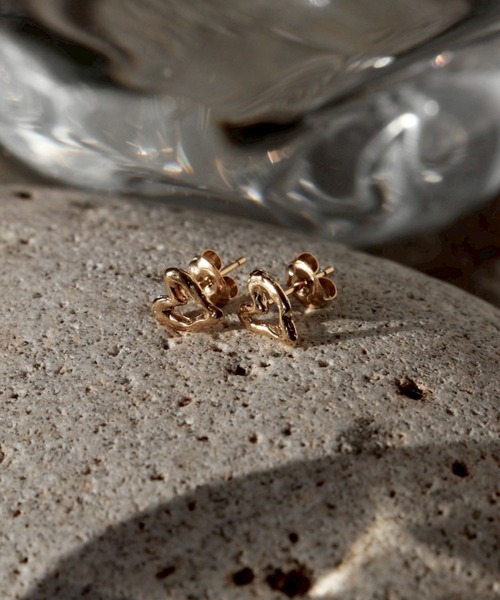 norme(ノーム)の「【SILVER925】ノーム オープン ハート ミニ ピアス / norme open heart mini pierce(ピアス(両耳用)・レディース・ゴールド・FREE)」の2枚目の写真