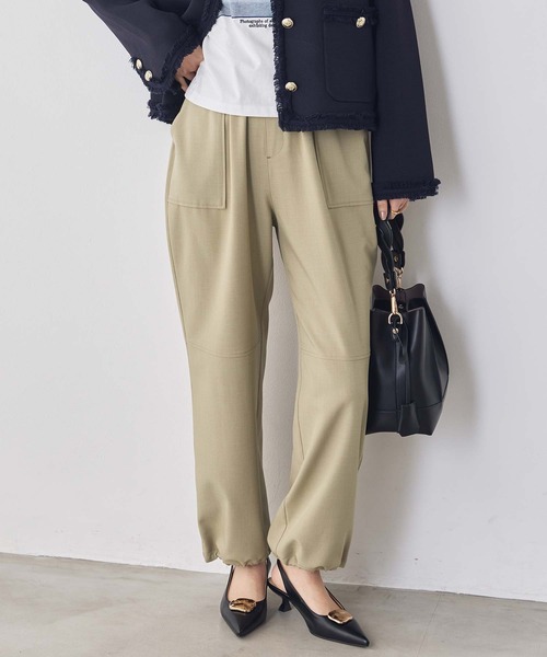 Gready Brilliant(グレディブリリアン)の「ツイル裾ドロストジョガーパンツ(その他パンツ・レディース・グレイッシュベージュ/ライトカーキ・FREE)」の2枚目の写真