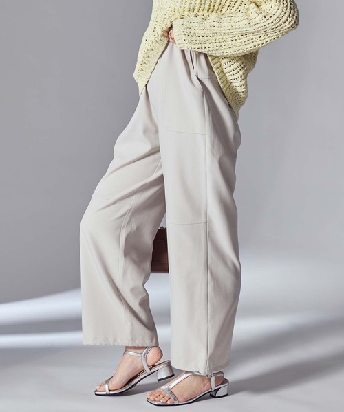 Gready Brilliant(グレディブリリアン)の「ツイル裾ドロストジョガーパンツ(その他パンツ・レディース・グレイッシュベージュ/ライトカーキ・FREE)」の1枚目の写真
