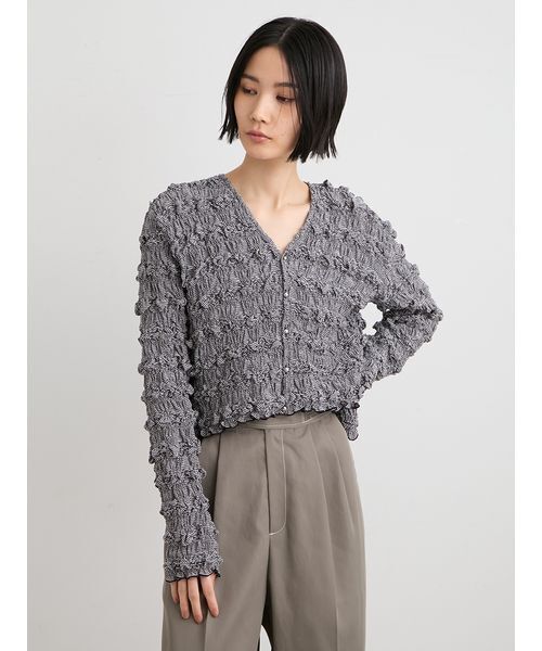 MIESROHE（ミースロエ）の「シャーリングVネックカーデ（ニット/セーター・レディース・イエロー/マルチ/ホワイト・F）」の3枚目の写真