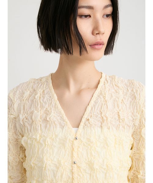 MIESROHE（ミースロエ）の「シャーリングVネックカーデ（ニット/セーター・レディース・イエロー/マルチ/ホワイト・F）」の15枚目の写真