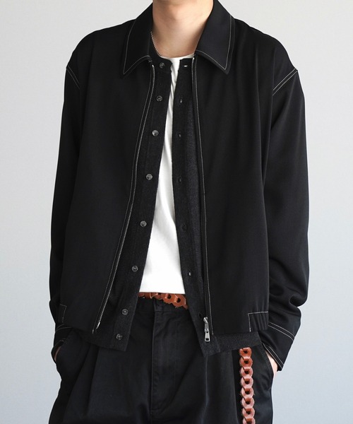 WYM LIDNM（ウィム バイ リドム）の「TWILL STITCH LINE SHORT BLOUSON（ブルゾン・メンズ・チャコール/ブラック・L/M/S）」の3枚目の写真
