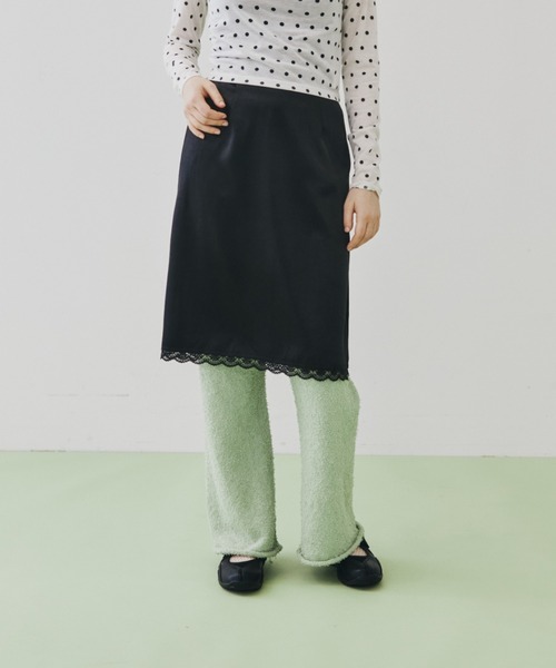FUULLY STUDIO（フーリィーステューディオ）の「サテンレースミディスカート（スカート・レディース・ブラック/アイボリー・FREE）」の11枚目の写真