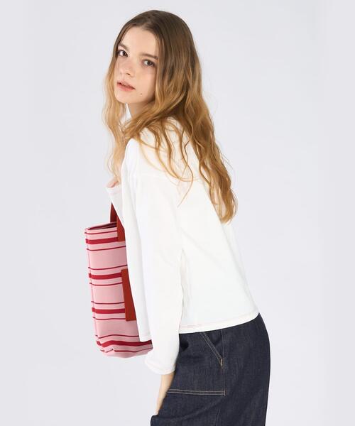 To b. by agnes b.(トゥービーバイアニエスベー)の「カラー ロゴ 刺繍 長袖 Tシャツ(Tシャツ/カットソー・レディース・ホワイト系その他・38/40)」の4枚目の写真