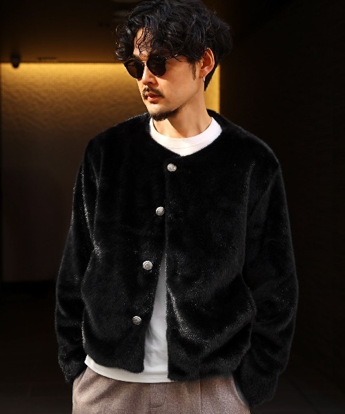 LUXSTYLE（ラグスタイル）の「ノーカラーフェイクファージャケット（ブルゾン・メンズ・ブラック/ホワイト・L/M）」の3枚目の写真