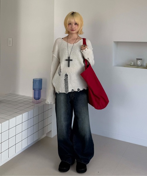 sedacle(セダクル)の「ラメロゴダメージシアーニット(ニット/セーター・レディース・オフホワイト/ブラック・SMALL/MEDIUM/LARGE)」の21枚目の写真