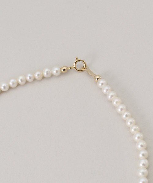 Spick & Span（スピックアンドスパン）の「jour couture / ジュール クチュール パールロングネックレス（ネックレス・レディース・ホワイト・FREE）」の3枚目の写真