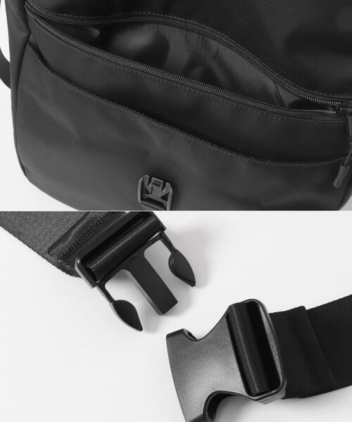 RODE SKO(ロデスコ)の「撥水フィドロックショルダーバッグ L(ショルダーバッグ・メンズ・カーキ/ブラック・LARGE)」の6枚目の写真