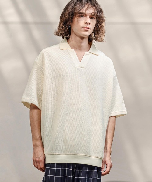 CAMBIO（カンビオ）の「mhs2577-メランジニットソースキッパーポロ（ポロシャツ・メンズ・ブラック/キナリ・M/L/XL）」の4枚目の写真