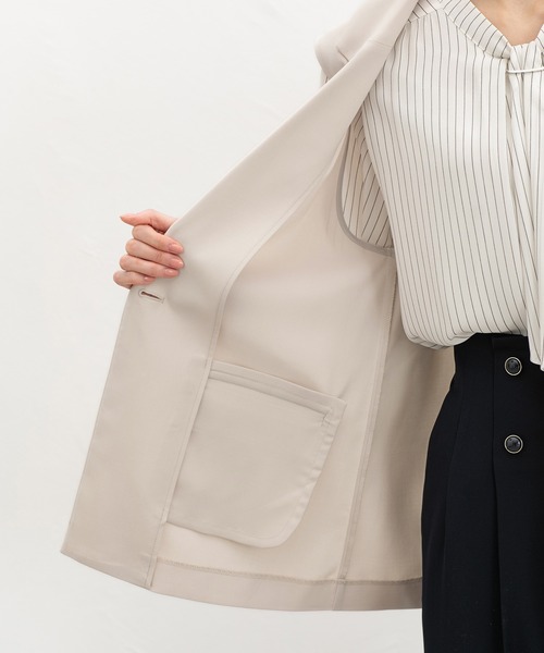 Honeys(ハニーズ)の「【ストレッチ・ウォッシャブル・イージーケア・接触冷感】テーラードジレ(ベスト・レディース・杢グレー/ライトグレー系/ネイビー/ブラック・3L/S/M/L/LL)」の9枚目の写真