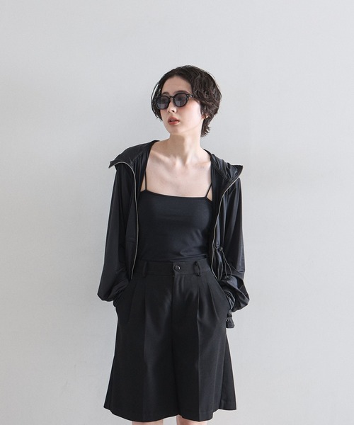 &. NOSTALGIA(アンドドットノスタルジア)の「【接触冷感】ラッシュガードペプラムジップパーカー(パーカー・レディース・ブラック・M)」の12枚目の写真