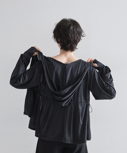 &. NOSTALGIA(アンドドットノスタルジア)の「【接触冷感】ラッシュガードペプラムジップパーカー(パーカー・レディース・ブラック・M)」の16枚目の写真