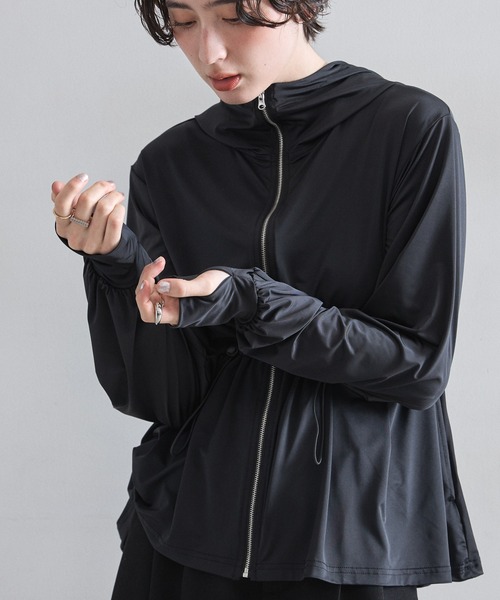 &. NOSTALGIA(アンドドットノスタルジア)の「【接触冷感】ラッシュガードペプラムジップパーカー(パーカー・レディース・ブラック・M)」の18枚目の写真