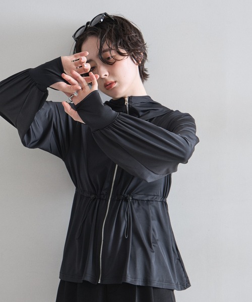 &. NOSTALGIA(アンドドットノスタルジア)の「【接触冷感】ラッシュガードペプラムジップパーカー(パーカー・レディース・ブラック・M)」の21枚目の写真