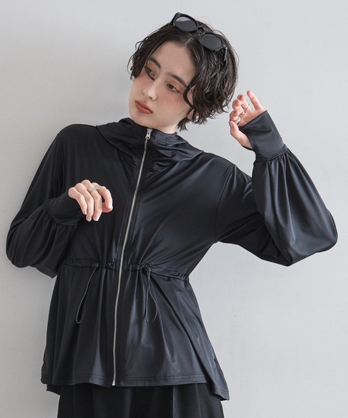 &. NOSTALGIA(アンドドットノスタルジア)の「【接触冷感】ラッシュガードペプラムジップパーカー(パーカー・レディース・ブラック・M)」の22枚目の写真