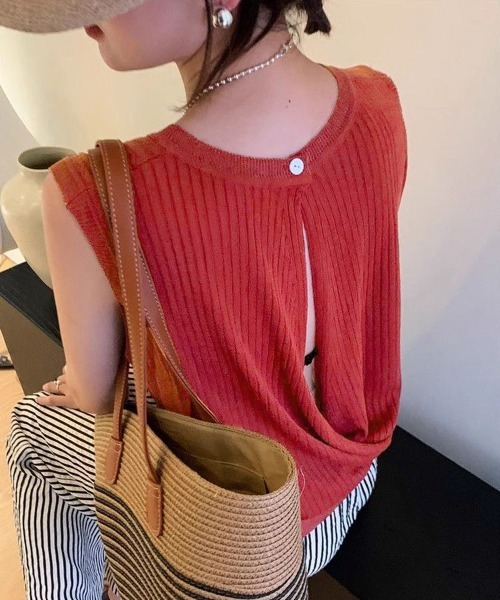 Miniministore(ミニミニストア)の「サマーニットタンクトップ 背中開き 夏服(タンクトップ・レディース・ライトベージュ/ピンク/レッド/ブラック/イエロー×グリーン/ブルーグレー・FREE)」の1枚目の写真