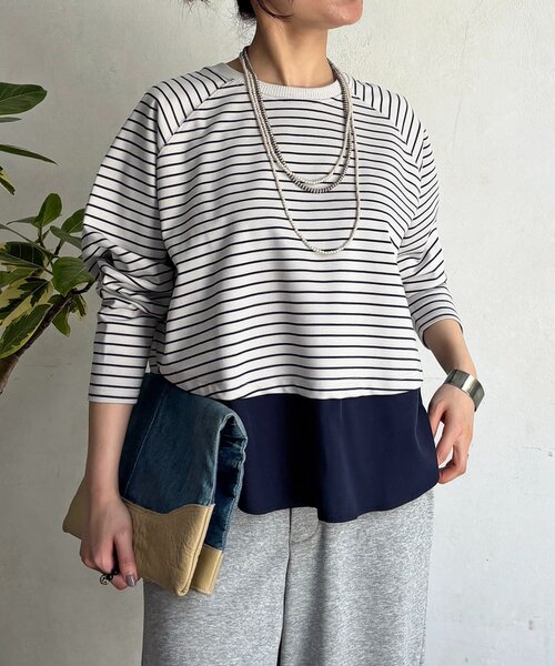 un dix cors(アンディコール)の「異素材裾切り替プルオーバー(Tシャツ/カットソー・レディース・オフホワイト/ライトグレー/ネイビー・FREE)」の3枚目の写真