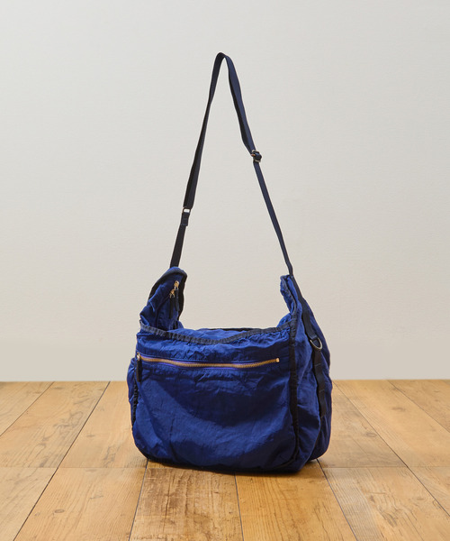 SLOW(スロウ)の「SLOW スロウ / dyed nylon-shoulder bag- 製品染ナイロンショルダーバッグ 染色ナイロン / 866S10S(ショルダーバッグ・メンズ・グレー/ブラック/ブルー・FREE)」の3枚目の写真