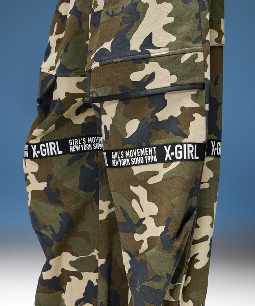 X-girl(エックスガール)の「X-girl LOGO TAPE SWEATPANTS(スウェットパンツ・レディース・カモフラージュ/アッシュ・M/S)」の5枚目の写真
