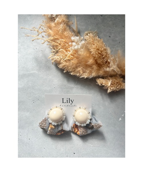 tone（トーン）の「【Lily accessory】インド刺繡ピアス(MA)（ピアス（両耳用）・レディース・ブルー系・FREE）」の3枚目の写真