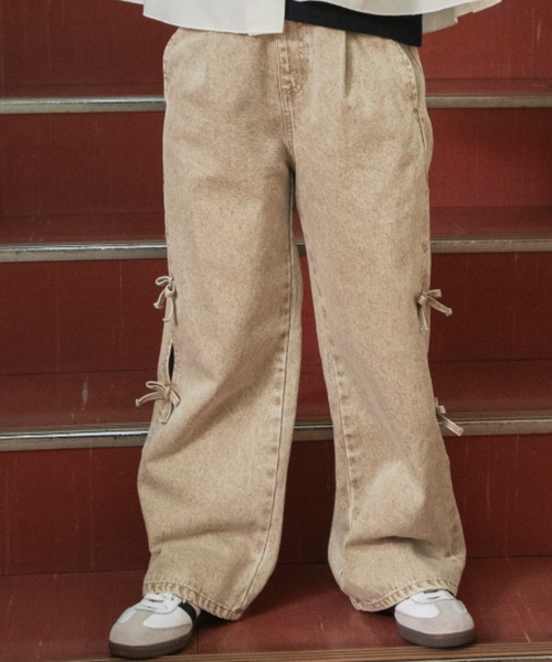 EDWIN（エドウィン）の「【Ou? by EDWIN】サイドリボンデニムパンツ（デニムパンツ・キッズ・ブルー/ベージュ・150/90/100/140/110/120/130）」の2枚目の写真