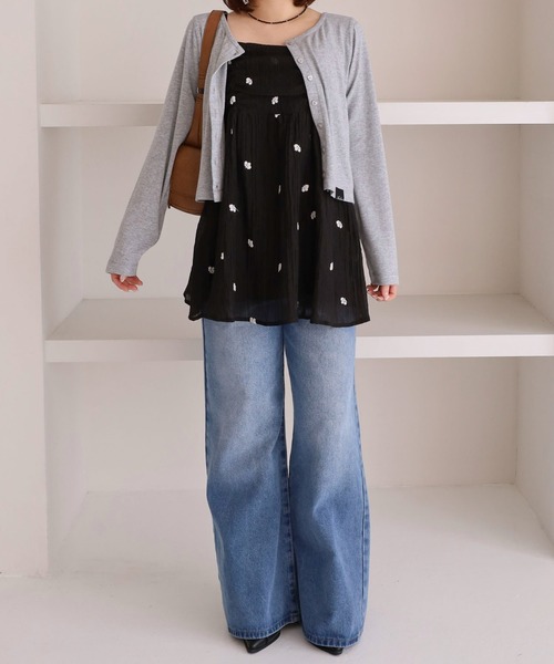 archives(アルシーヴ)の「ハートボタンハリヌキカットカーディガン(カーディガン/ボレロ・レディース・グレー・MEDIUM)」の9枚目の写真