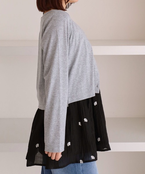 archives(アルシーヴ)の「ハートボタンハリヌキカットカーディガン(カーディガン/ボレロ・レディース・グレー・MEDIUM)」の6枚目の写真