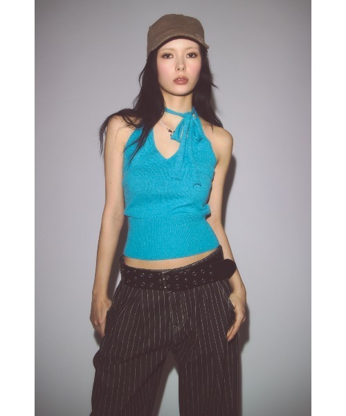 LAGUA GEM（ラグアジェム）の「HALTER NECK COMPACT ニット（ニット/セーター・レディース・ブラック/ブラウン/ターコイズブルー・FREE）」の6枚目の写真