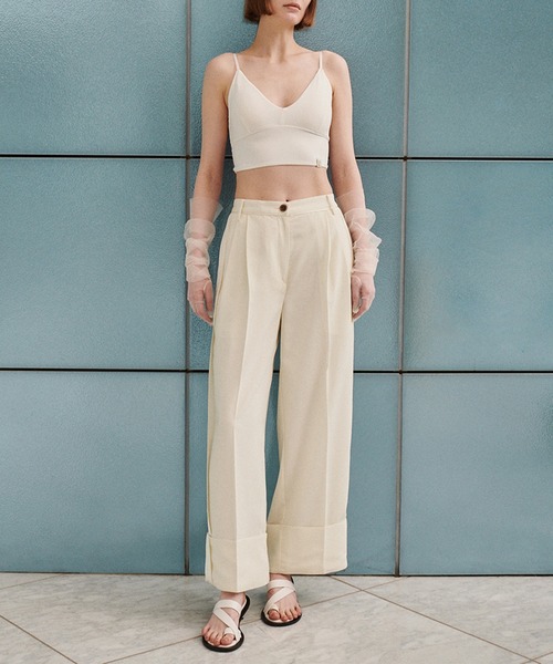 MIZUNO(ミズノ )の「Mizuno × Ameri CROPPED CAMISOLE TOPS(キャミソール・レディース・ブラック/ベージュ/ホワイト・LARGE/MEDIUM/SMALL)」の20枚目の写真
