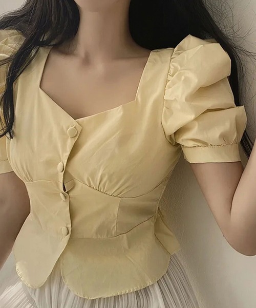 Girly Doll(ガーリードール)の「スクエアネックパフスリーブブラウス(シャツ/ブラウス・レディース・ブラック/ホワイト/イエロー/ブルー・F)」の13枚目の写真